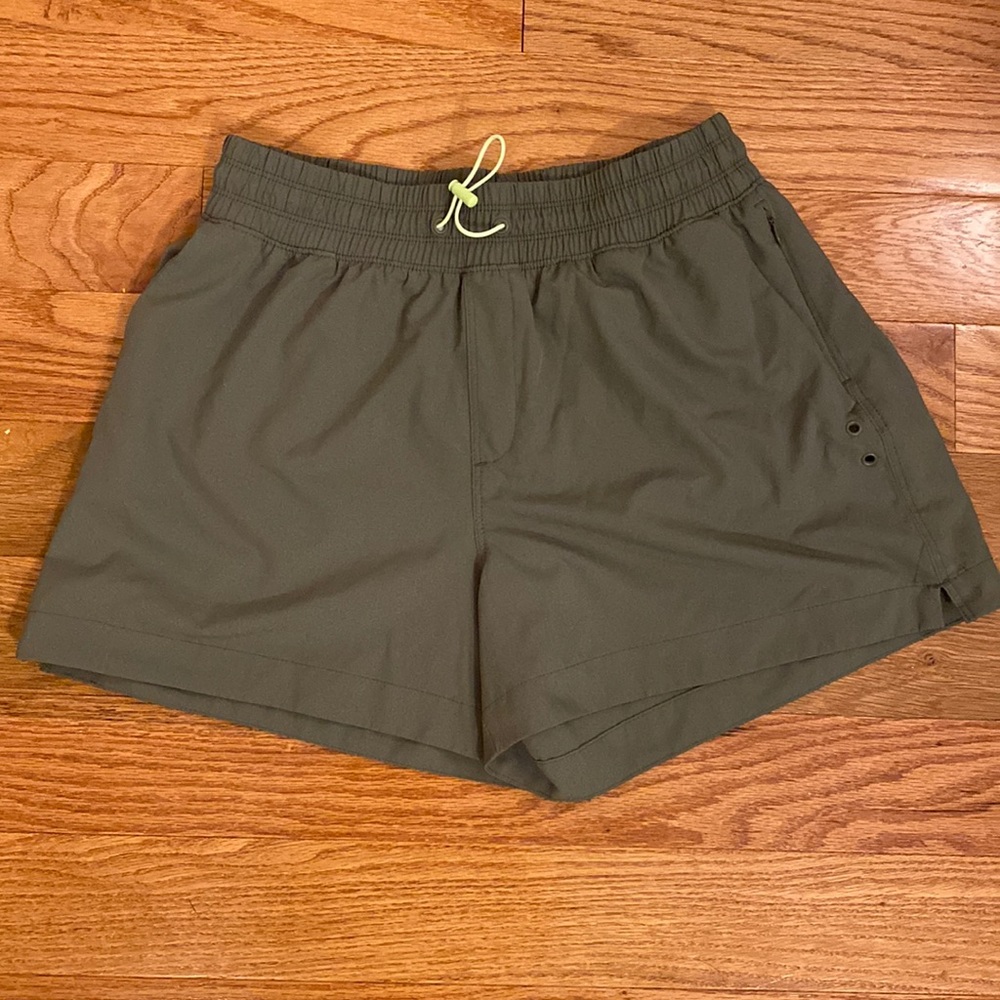 Green Old Navy Women’s Running Shorts